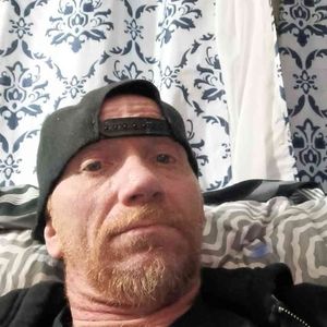 Meet your Posher, Dennis